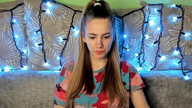 MaggieCake online show from 30, 1, 2025