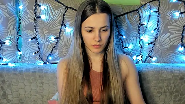 MaggieCake online show from 14, 2, 2025