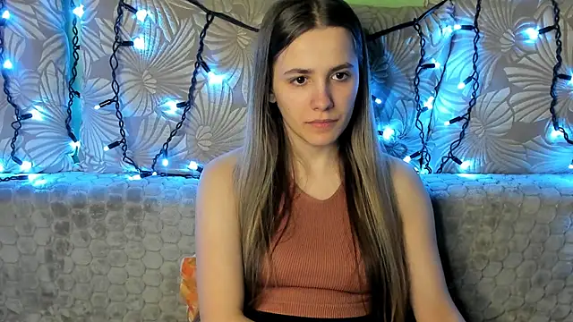 MaggieCake online show from 15, 2, 2025