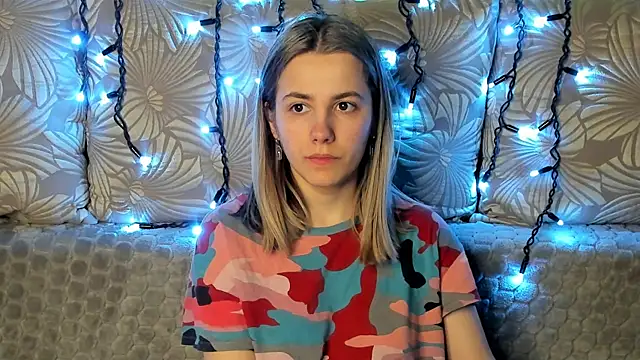 MaggieCake online show from 14, 3, 2025