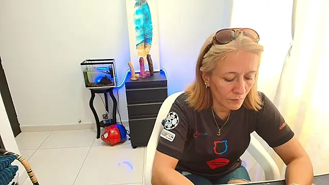 Naty Stone online show from 21, 10, 2025