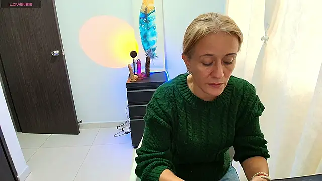 Naty Stone online show from 26, 11, 2025