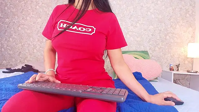 Snapshot of samanta_360 chatting on 10, 11, 2025 samanta 360 online show from 10, 11, 2025