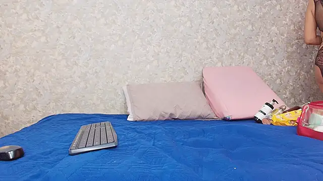 Snapshot of samanta_360 chatting on 12, 9, 2025 samanta 360 online show from 12, 9, 2025