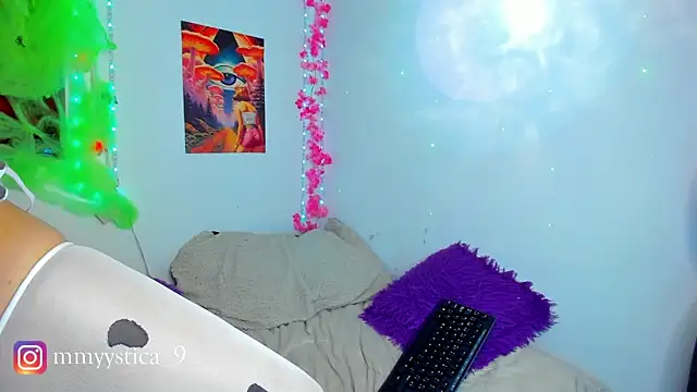 Rainnbow  online show from 18, 10, 2025