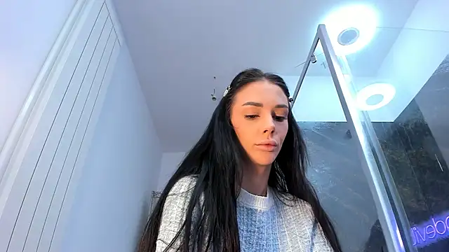 realhotfallingdevil online show from 13, 10, 2025