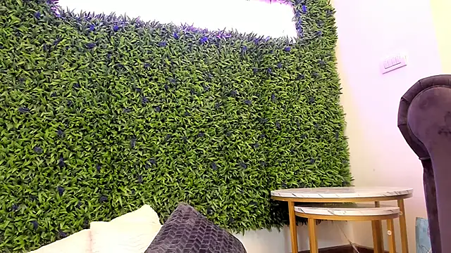 realhotfallingdevil online show from 30, 1, 2025