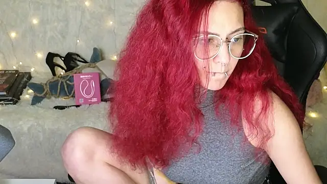 Ginger Stay online show from 23, 9, 2025