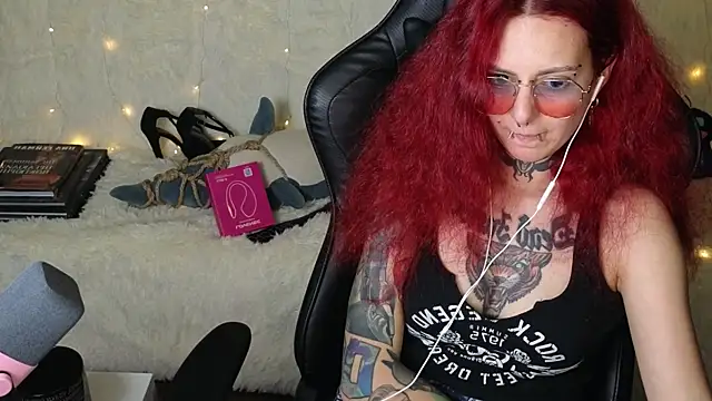 Ginger Stay online show from 21, 9, 2025