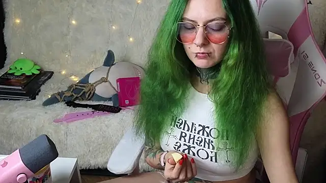 Ginger Stay online show from 8, 1, 2026