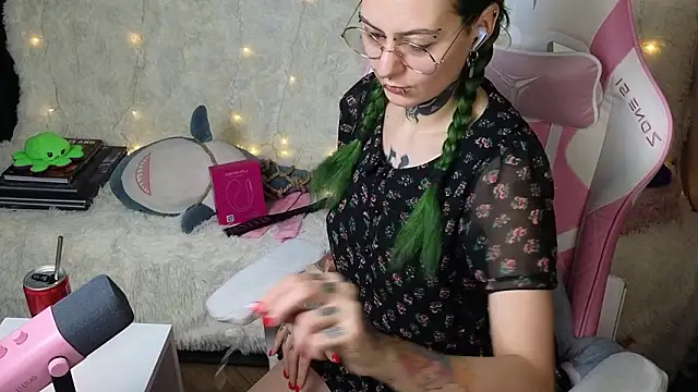 Ginger Stay online show from 19, 1, 2026