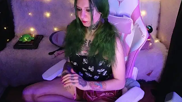 Ginger Stay online show from 16, 2, 2026