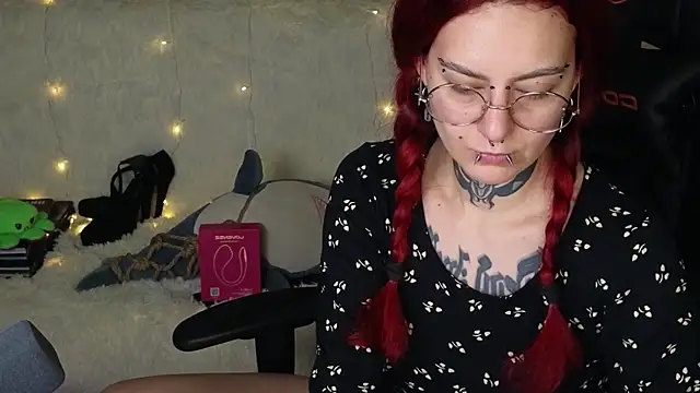 Ginger Stay online show from 29, 10, 2025