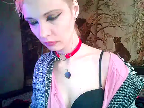 Snapshot of WildMissNiks chatting on 29, 1, 2025 WildMissNiks online show from 29, 1, 2025