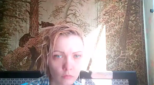 Snapshot of WildMissNiks chatting on 8, 3, 2025 WildMissNiks online show from 8, 3, 2025