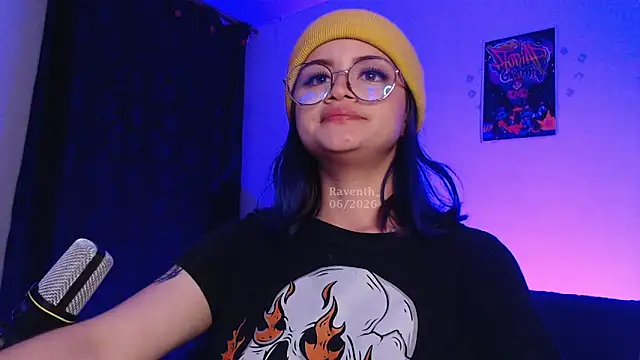 Snapshot of Raventh_ chatting on 23, 6, 2026 Raventh online show from 23, 6, 2026