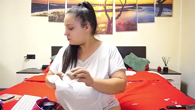 adelline online show from 27, 9, 2025