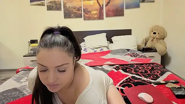 adelline online show from 2, 2, 2026