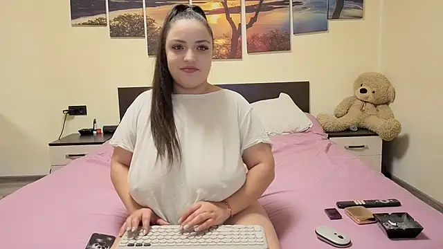 adelline online show from 6, 3, 2026