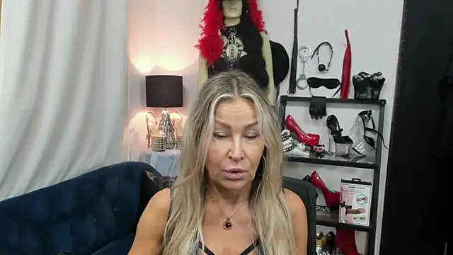 crystaLUX online show from 26, 9, 2025