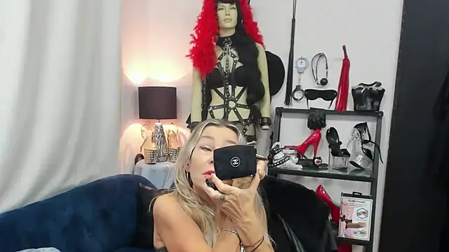 crystaLUX online show from 30, 10, 2025