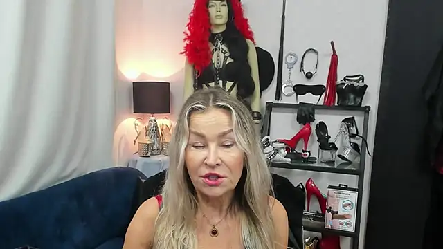 crystaLUX online show from 28, 10, 2025