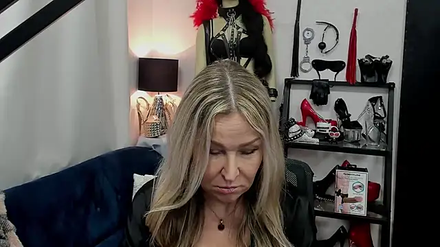 crystaLUX online show from 17, 3, 2025