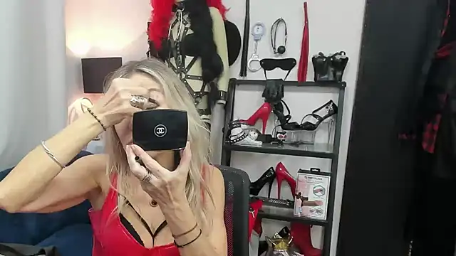 crystaLUX online show from 16, 12, 2025