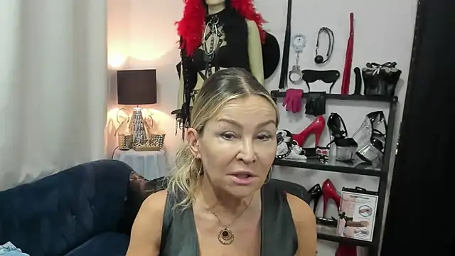 crystaLUX online show from 4, 6, 2026