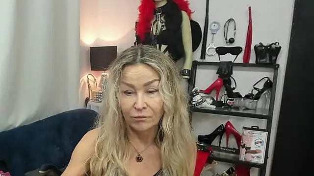 crystaLUX online show from 19, 12, 2025