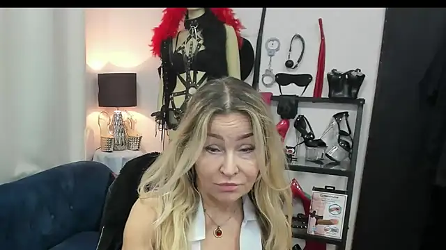 crystaLUX online show from 17, 3, 2026