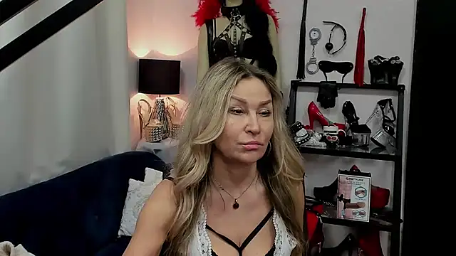 crystaLUX online show from 3, 3, 2025