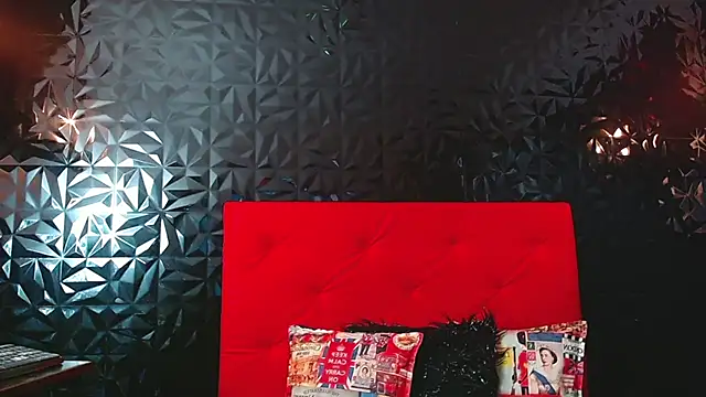 PINK  LOLA1 online show from 22, 3, 2025