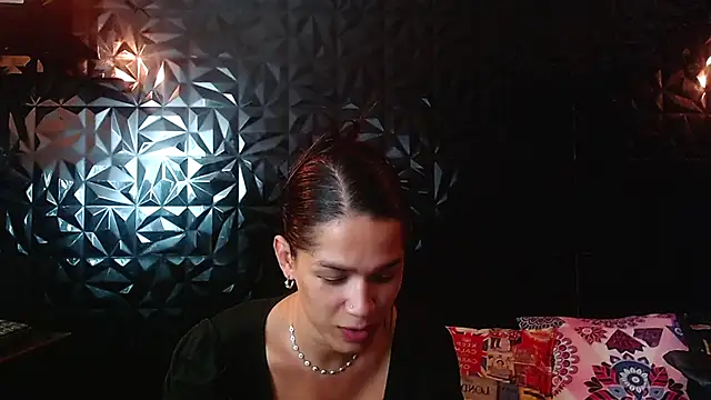 PINK  LOLA1 online show from 27, 10, 2025