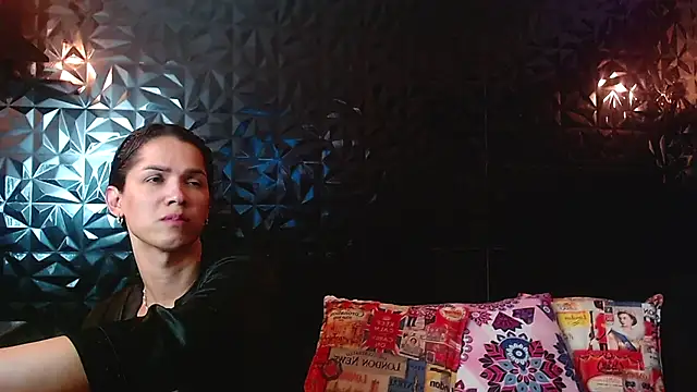 PINK  LOLA1 online show from 31, 10, 2025