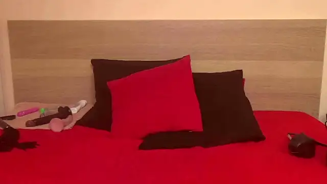 KendraLux online show from 26, 9, 2025