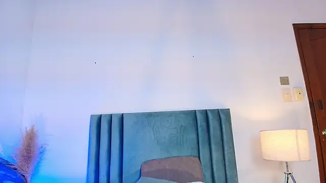 Christy Sea online show from 10, 9, 2025