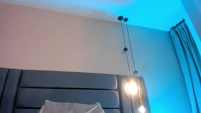 Christy Sea online show from 7, 3, 2025