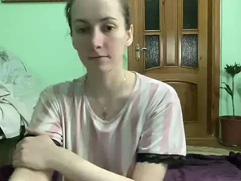 AngelTough20 online show from 4, 12, 2025