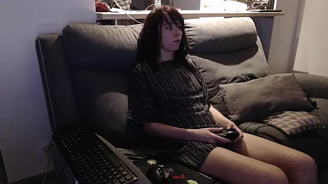 missthon0 online show from 2, 11, 2025