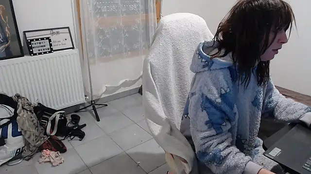 missthon0 online show from 27, 9, 2025