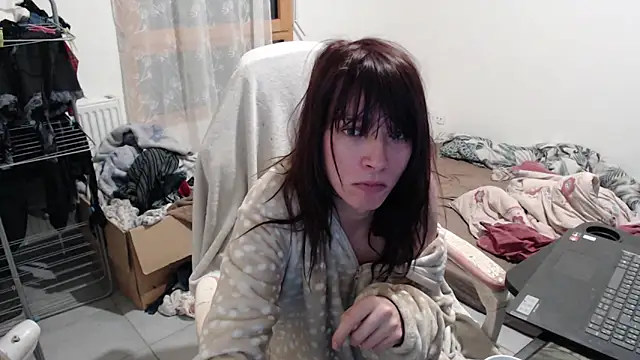 missthon0 online show from 13, 11, 2025