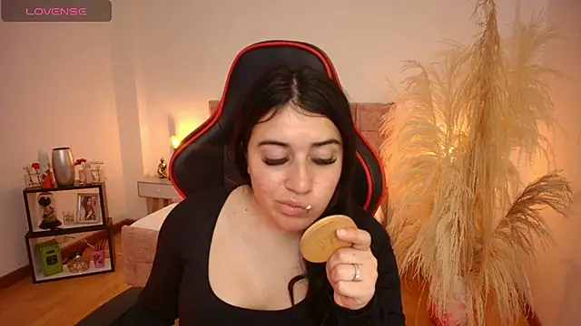 KallyMyller1 online show from 5, 2, 2025