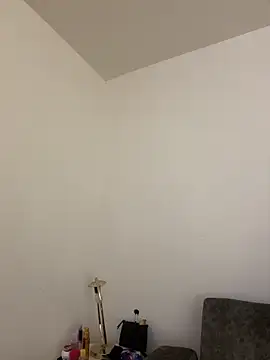 KallyMyller1 online show from 5, 4, 2026