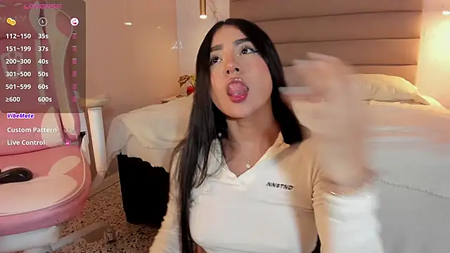 Mariana sweetest online show from 13, 3, 2025