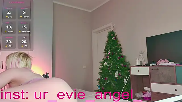 Evelyn rabbit online show from 12, 3, 2026