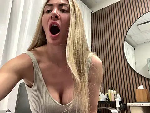 Alyssa rhoades online show from 10, 4, 2026