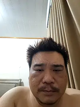 Bombom221188 online show from 8, 8, 2026