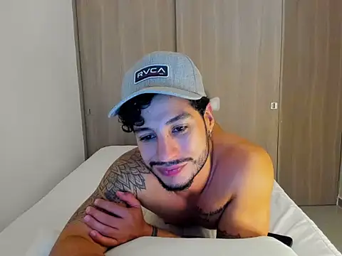 Sirs papi online show from 16, 12, 2025