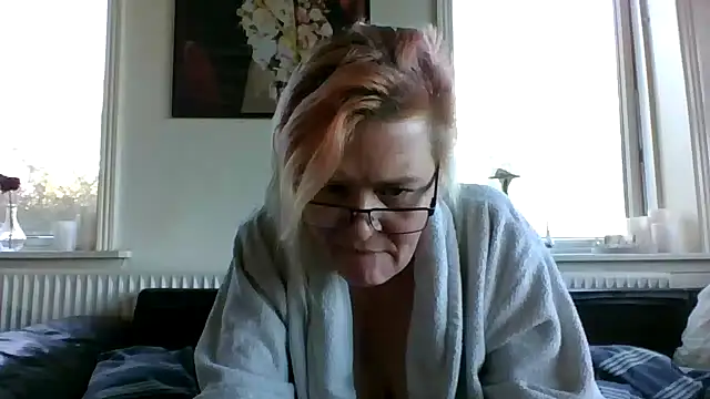 kathrin193 online show from 6, 2, 2025